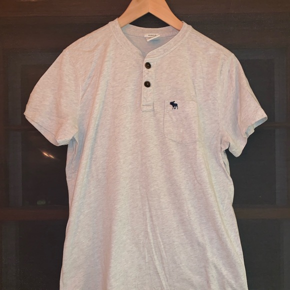 Abercrombie & Fitch men’s shirt sleeve tee. Medium - Picture 1 of 3